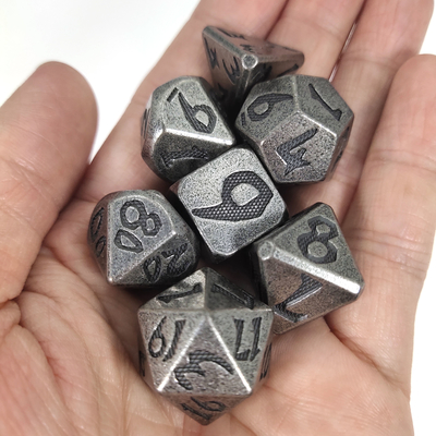 Dungeons and Dragons RPG 주사위 금 주사위 세트 다목적 내성 날카로운 모서리