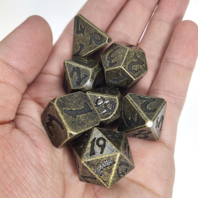 작은 RPG 주사위 DND RPG 주사위는 지하 감옥과 용 다면체 누런구리빛을 위해 오래가서 졌습니다