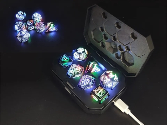 라이트 업 DND 다이스 충전 상자와 재충전 7 PCS LED 전자 다이스 테이블 톱