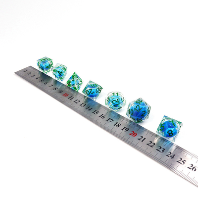 투명한 푸른 액체 천연 樹脂 데스크톱 게임 dice set dnd dice
